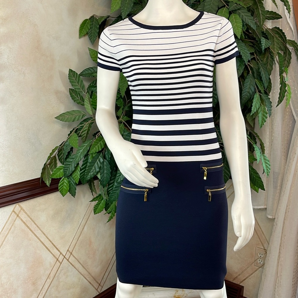 NAVY & WHITE STRIPED ZIPPER DETAIL DRESS